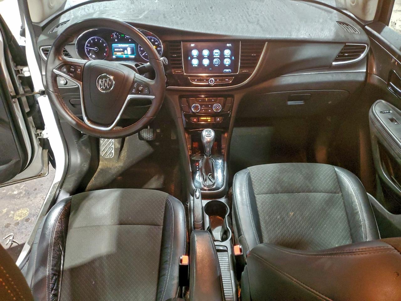 2017 BUICK ENCORE PREFERRED photo 8