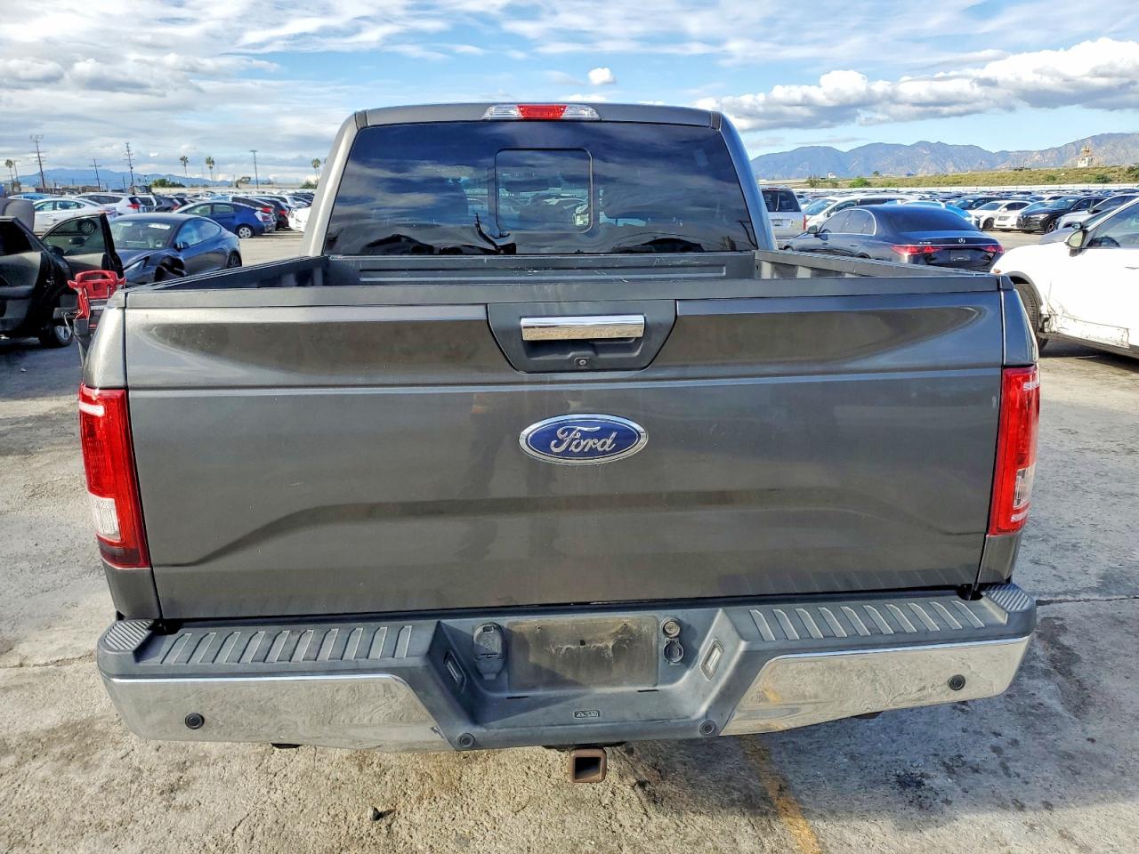 2017 FORD F150 SUPERCREW photo 6