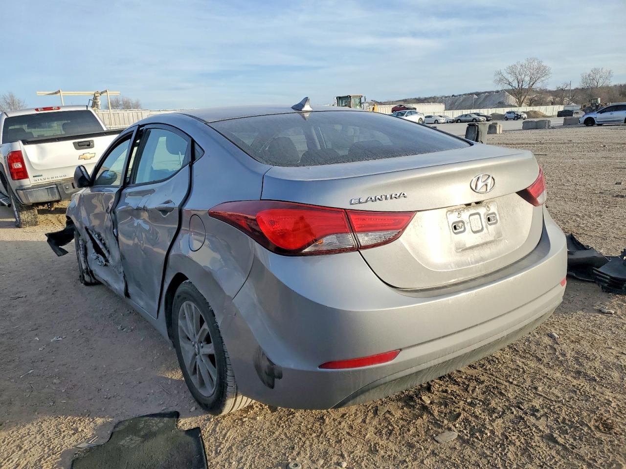 2014 HYUNDAI ELANTRA SE photo 2