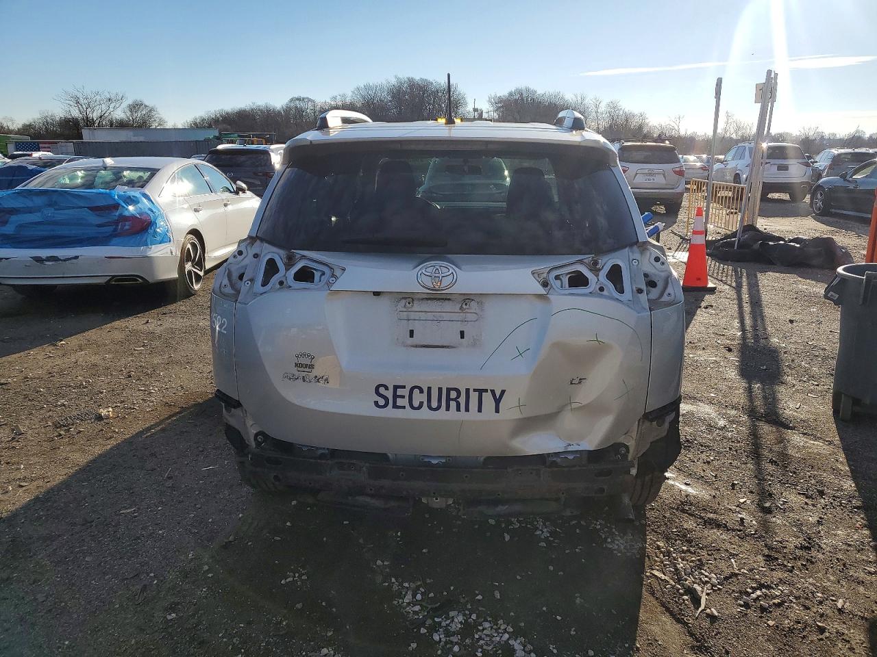 2015 TOYOTA RAV4 LE photo 6