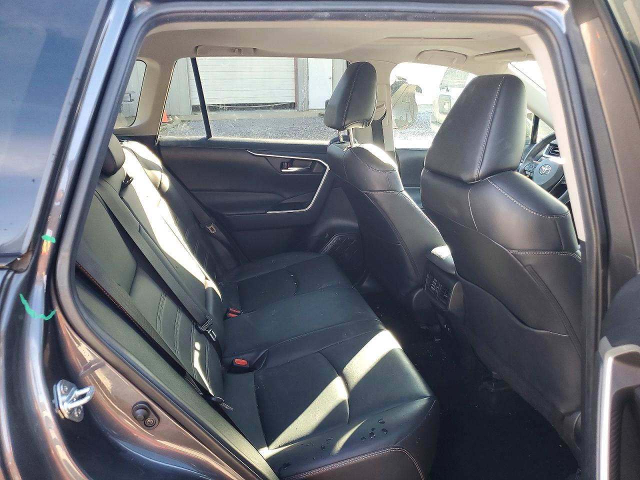 2021 TOYOTA RAV4 XLE PREMIUM photo 10