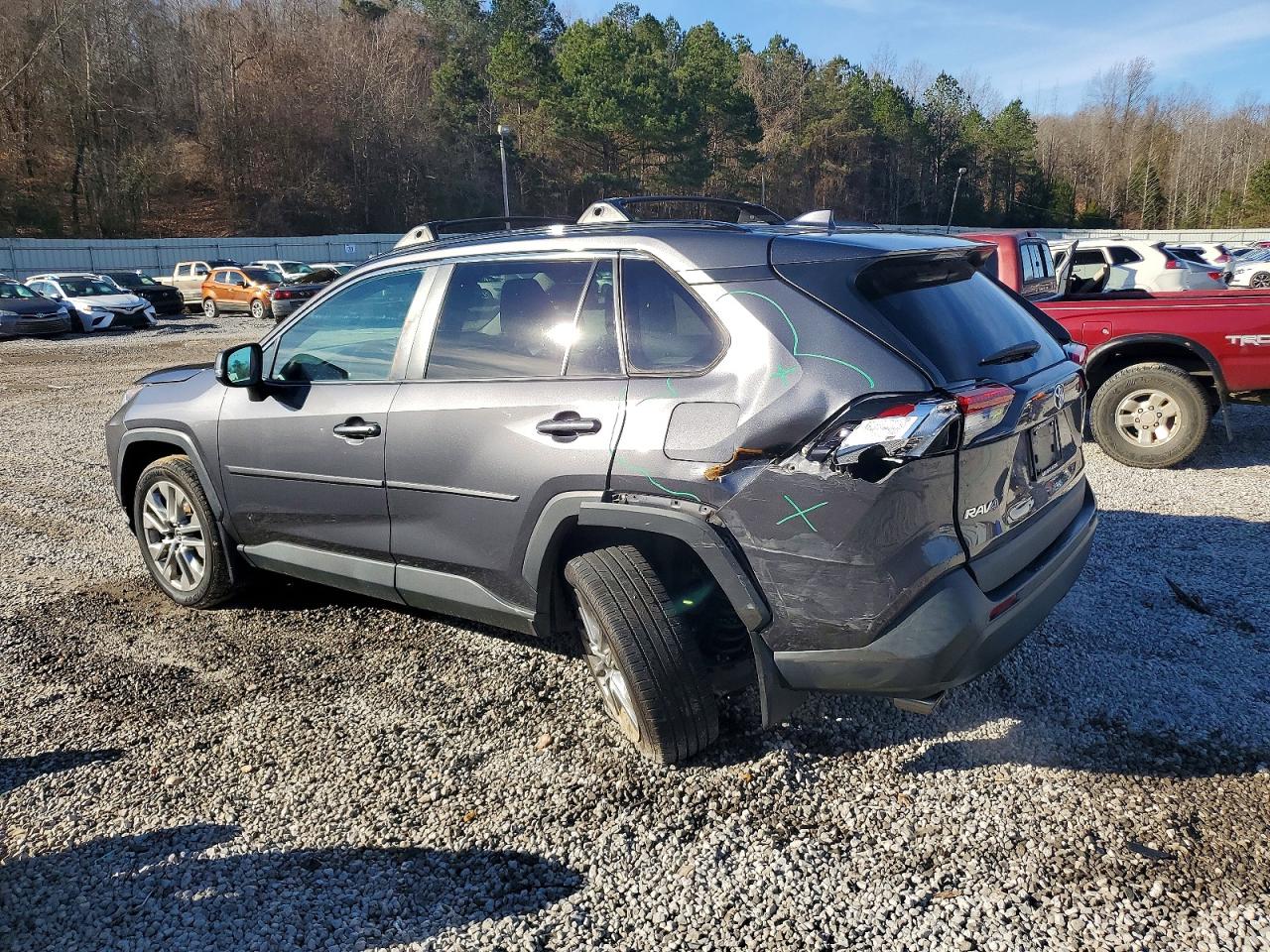 2021 TOYOTA RAV4 XLE PREMIUM photo 2