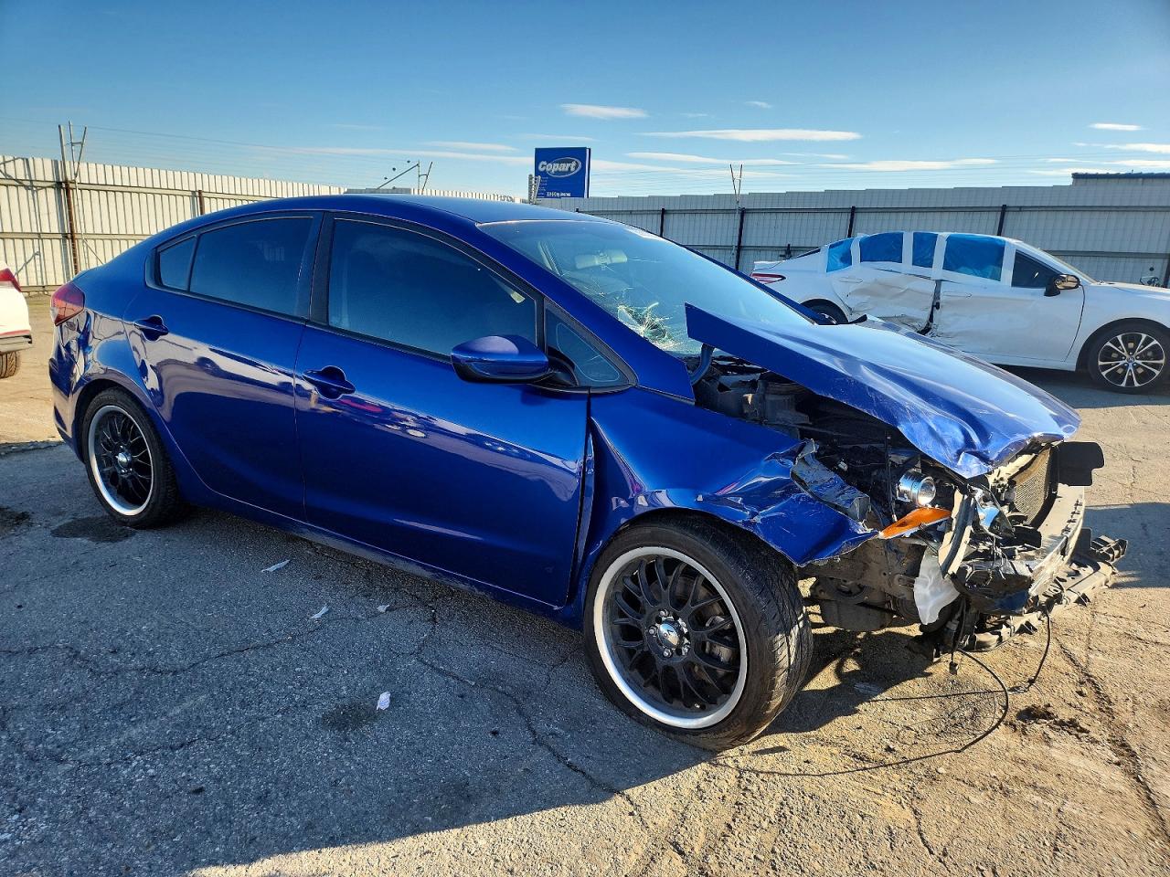 2017 KIA FORTE LX photo 4