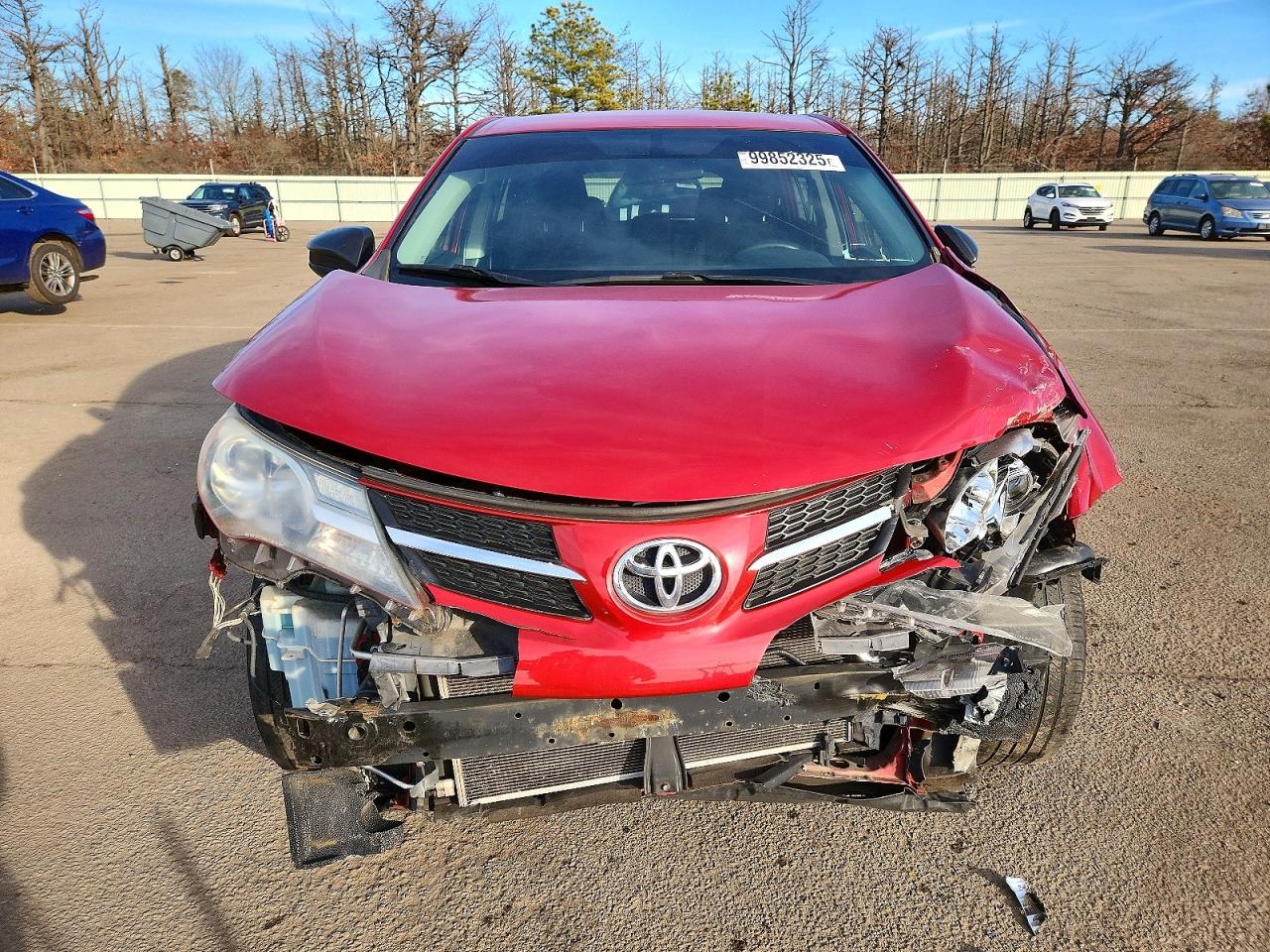 2014 TOYOTA RAV4 LE photo 5