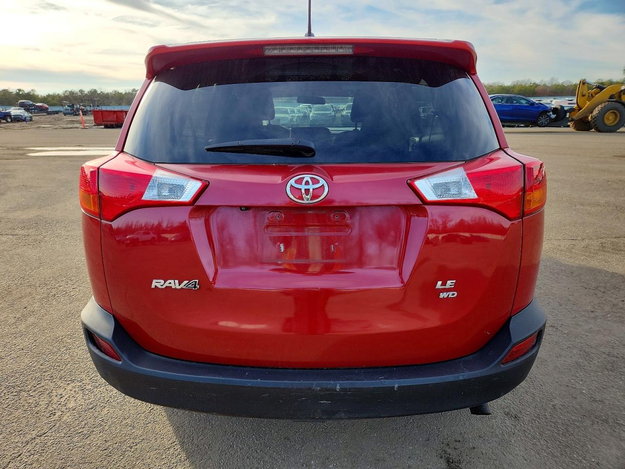 2014 TOYOTA RAV4 LE photo 6