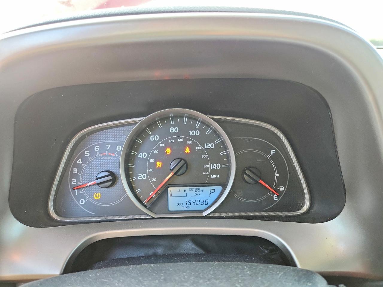 2014 TOYOTA RAV4 LE photo 9