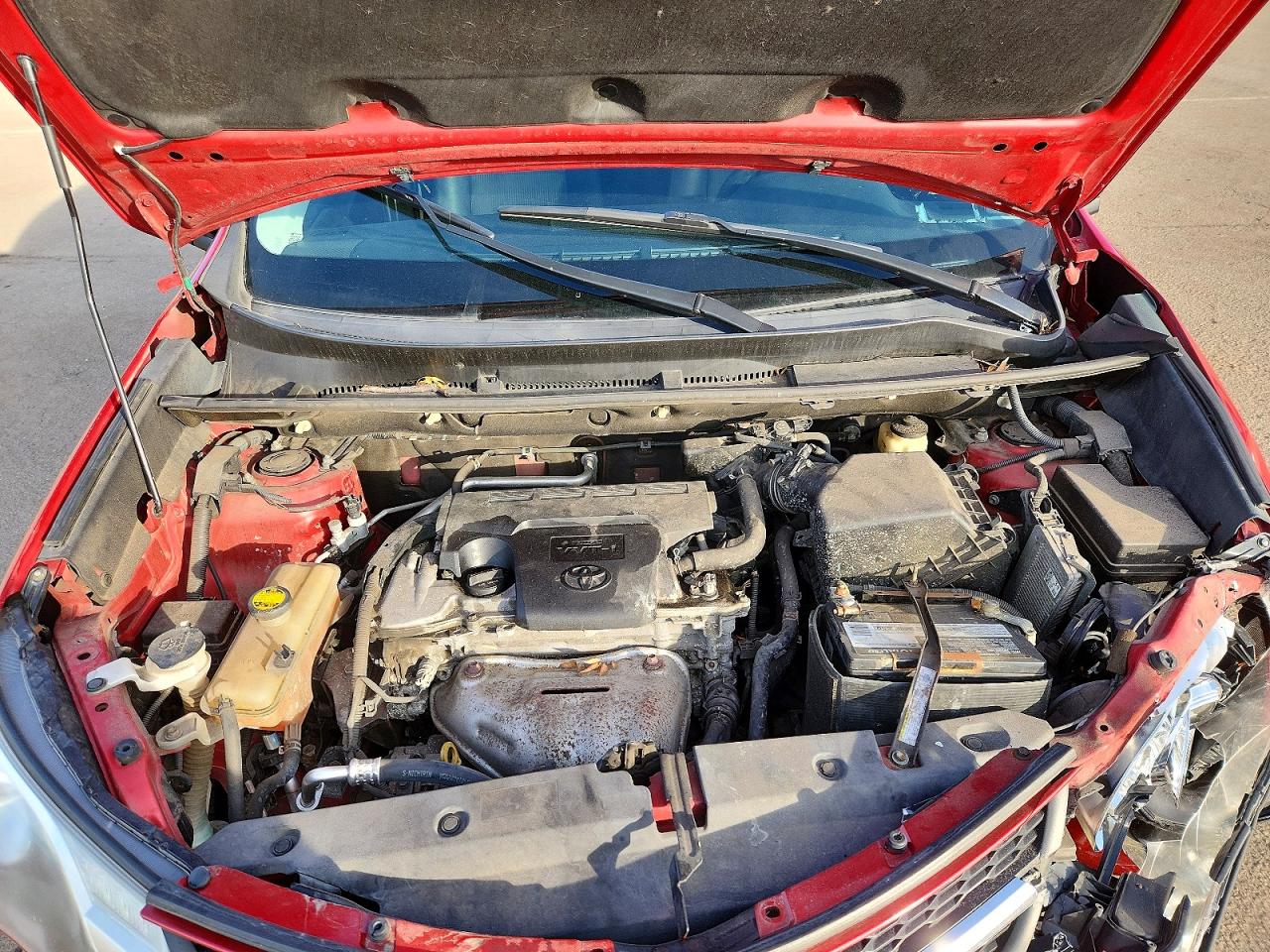 2014 TOYOTA RAV4 LE photo 12