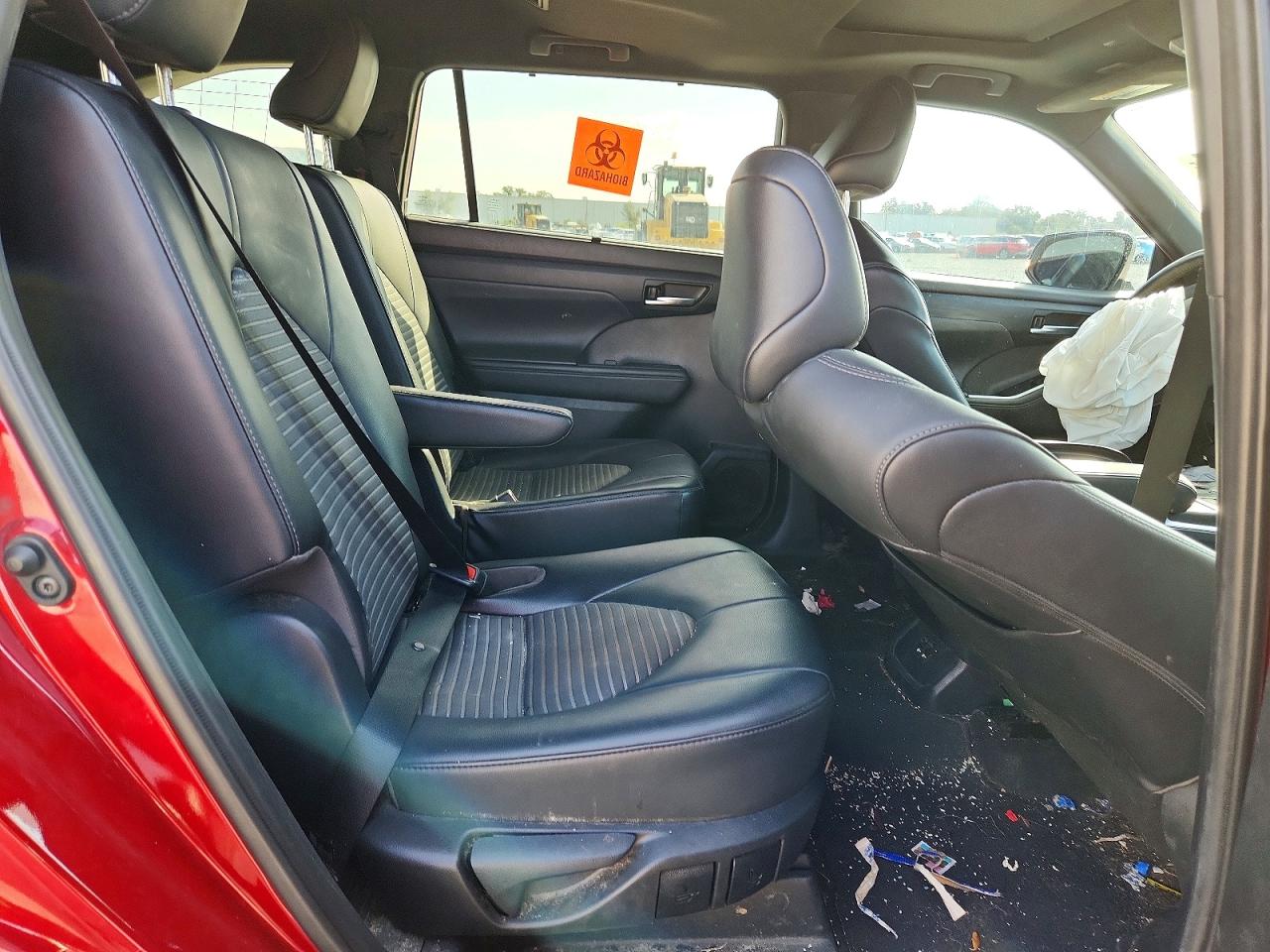 2021 TOYOTA HIGHLANDER XSE photo 11