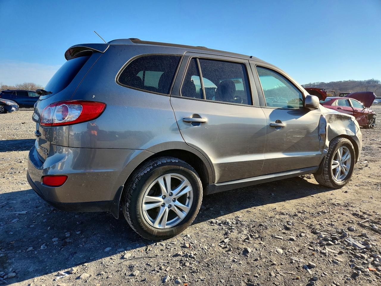 2011 HYUNDAI SANTA FE SE photo 3