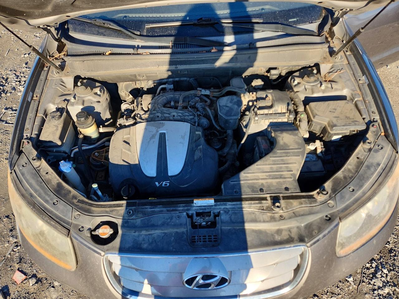 2011 HYUNDAI SANTA FE SE photo 12