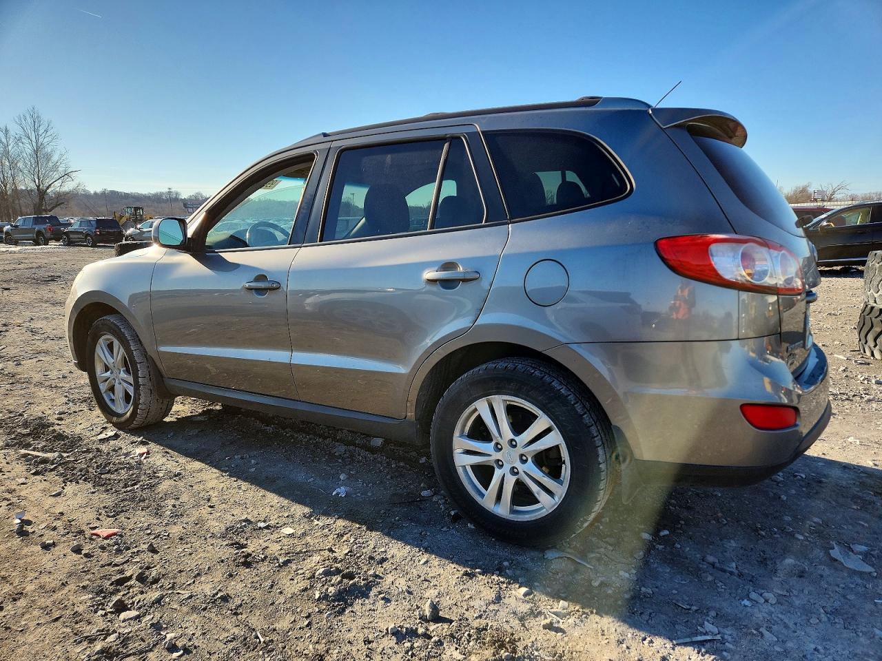 2011 HYUNDAI SANTA FE SE photo 2