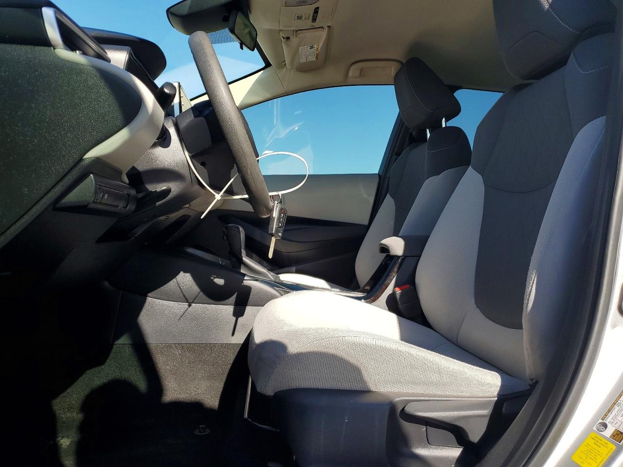 2020 TOYOTA COROLLA LE photo 7