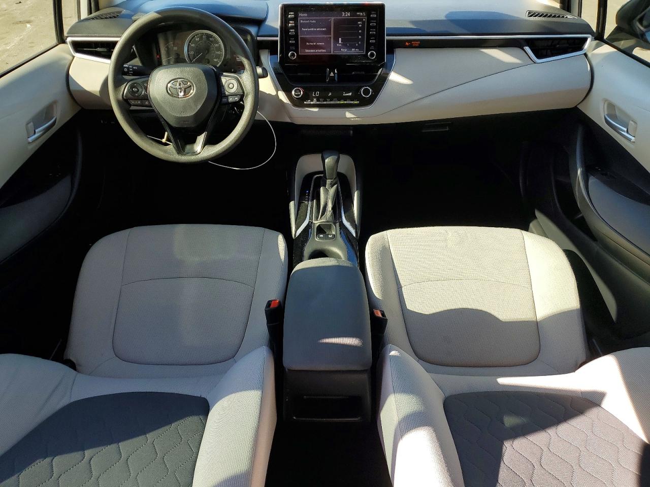 2020 TOYOTA COROLLA LE photo 8