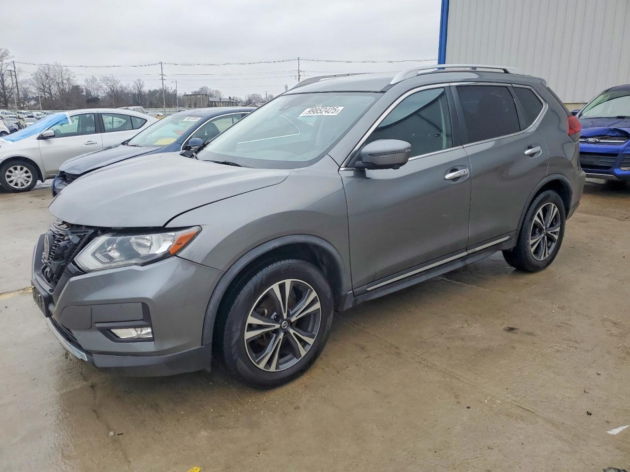 2018 NISSAN ROGUE