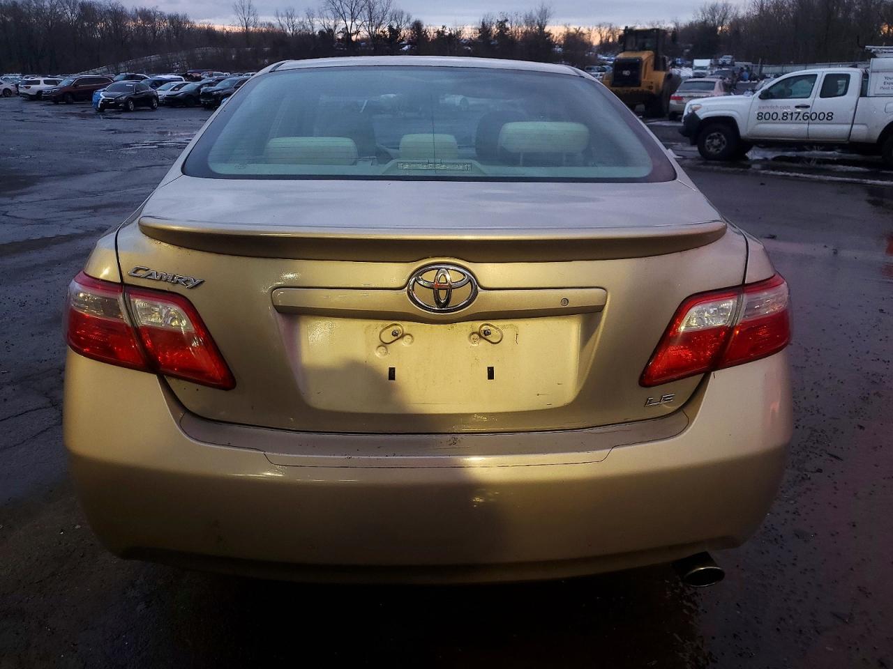 2009 TOYOTA CAMRY BASE photo 6