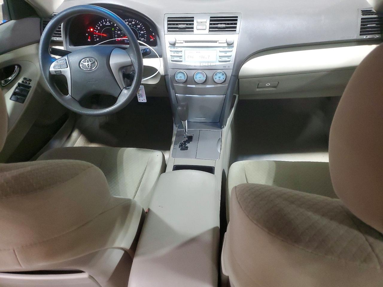 2009 TOYOTA CAMRY BASE photo 8