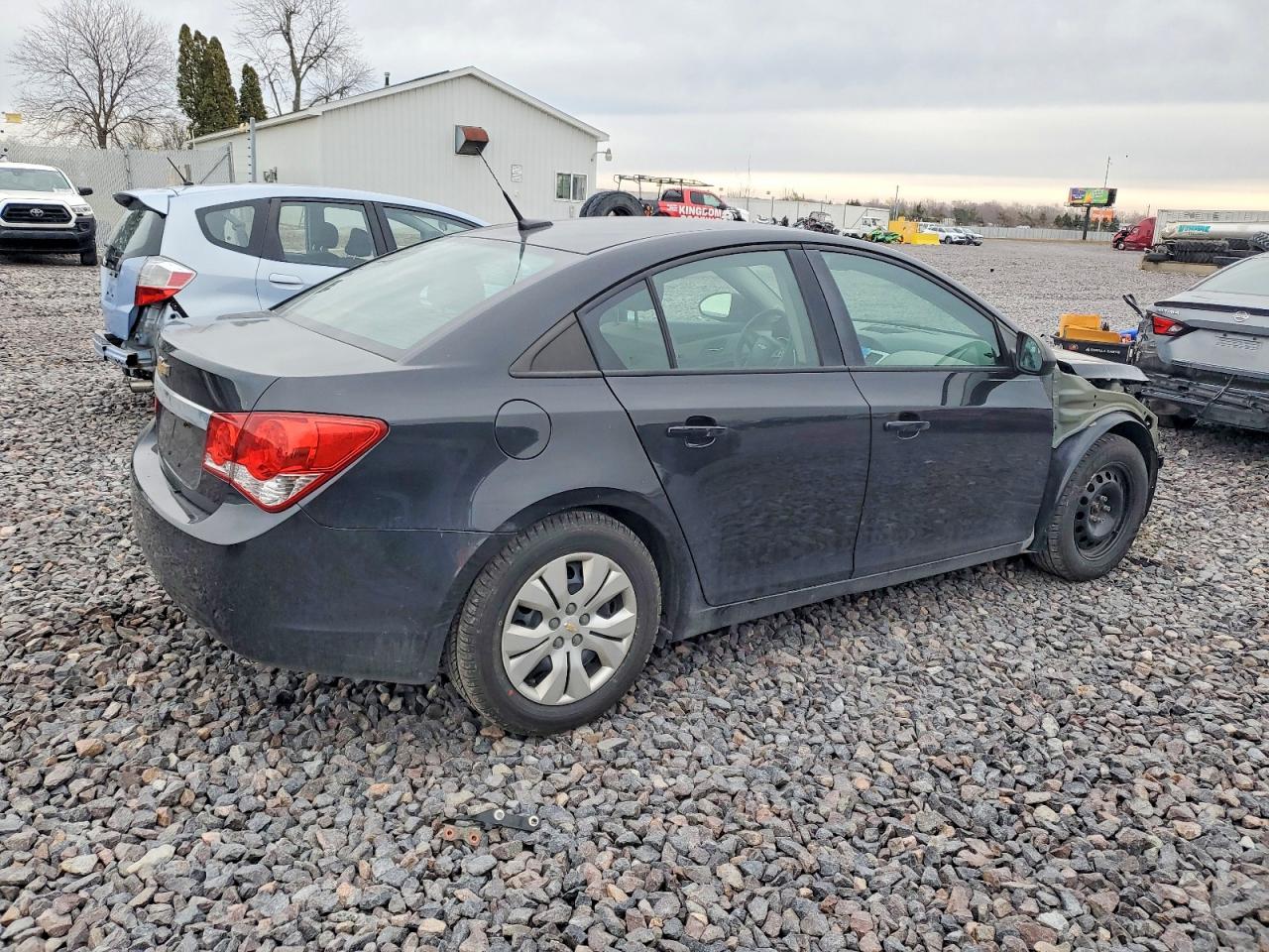 2013 CHEVROLET CRUZE LS photo 3