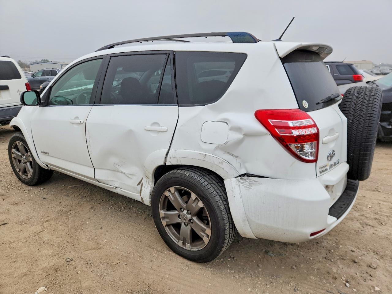 2009 TOYOTA RAV4 SPORT photo 2