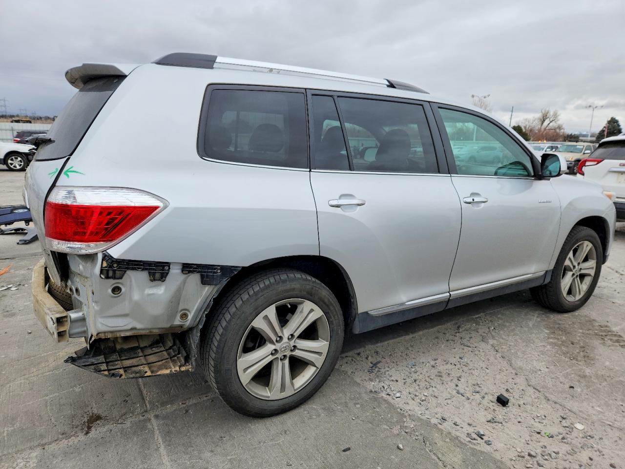 2013 TOYOTA HIGHLANDER LIMITED photo 3