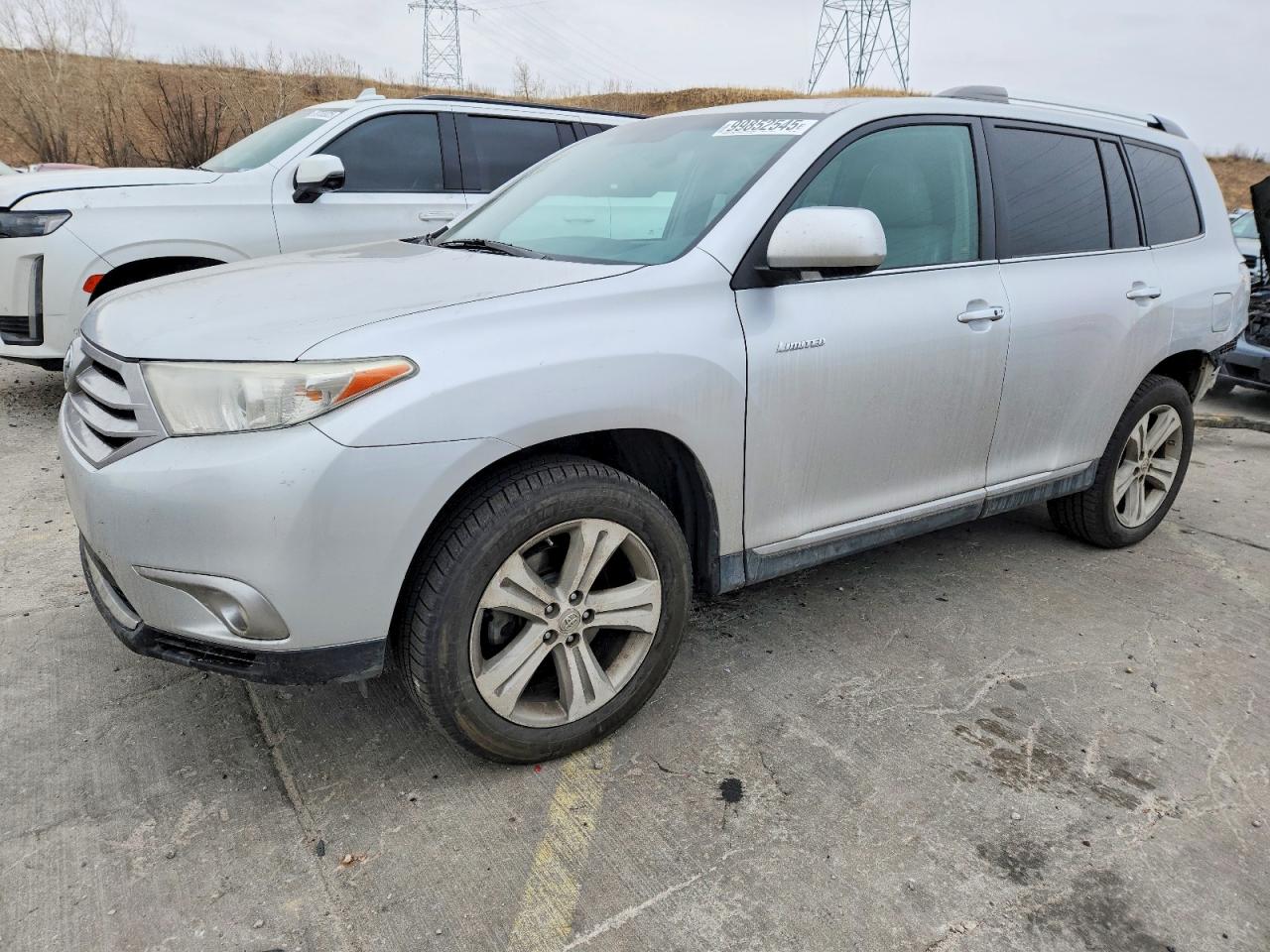 2013 TOYOTA HIGHLANDER