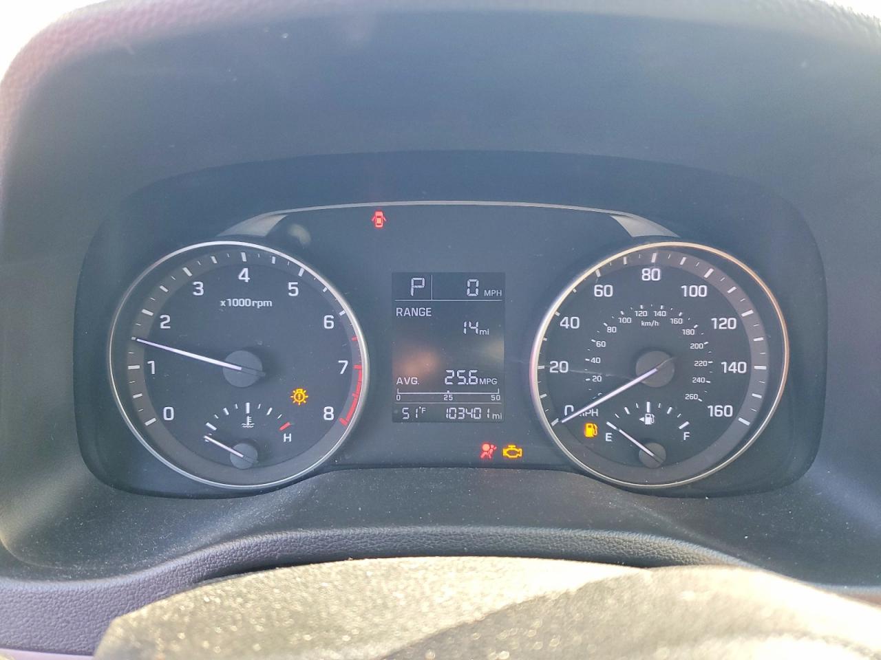 2017 HYUNDAI ELANTRA SE photo 9
