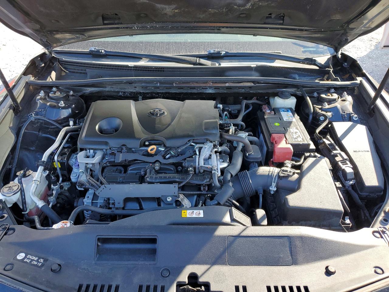 2019 TOYOTA CAMRY SE photo 12
