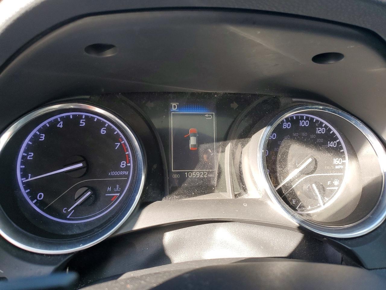 2019 TOYOTA CAMRY SE photo 9