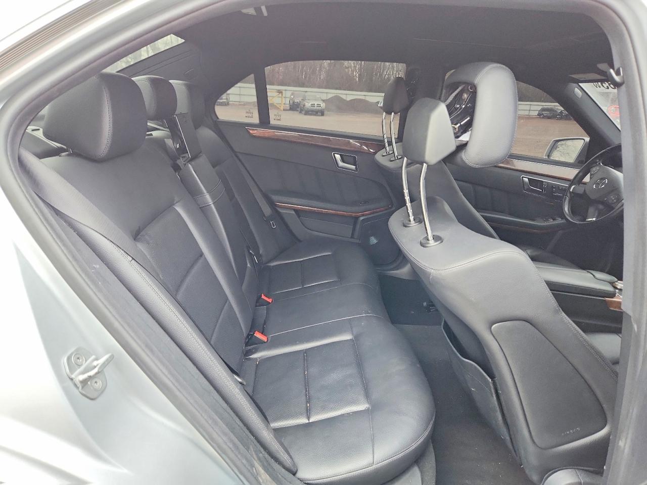2012 MERCEDES-BENZ E 350 4MATIC photo 19