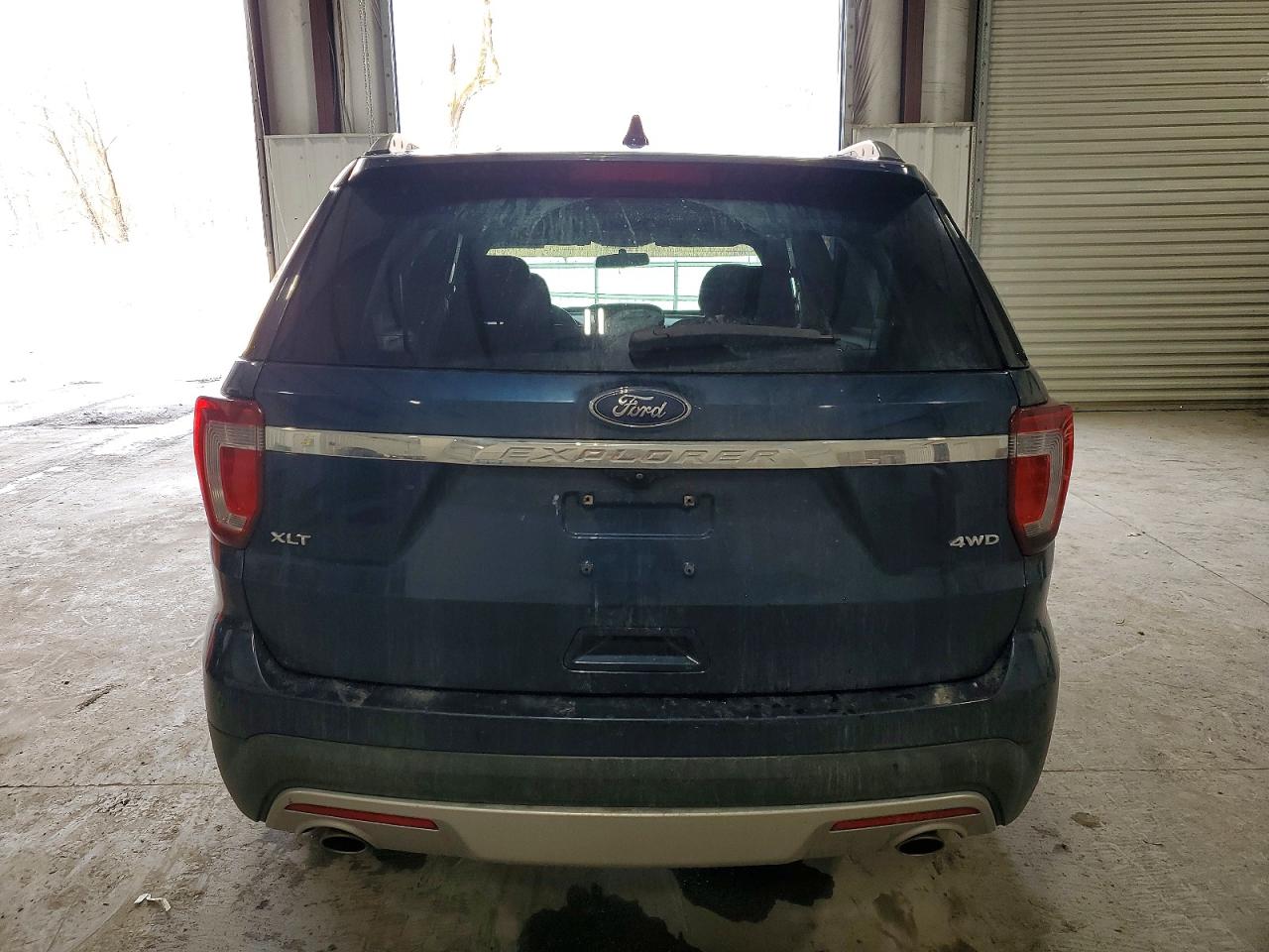 2017 FORD EXPLORER XLT photo 6