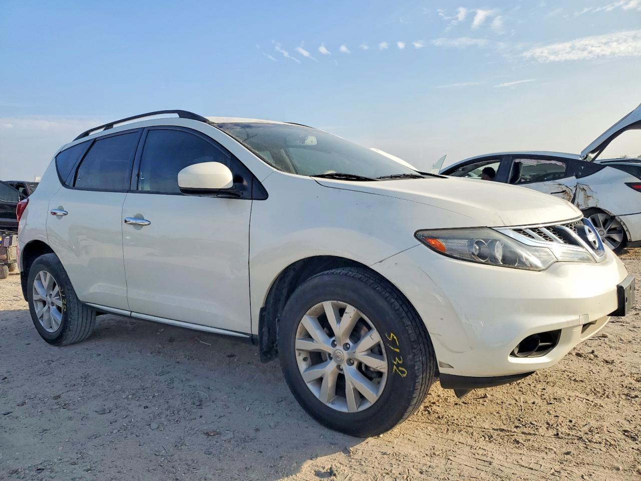 2014 NISSAN MURANO S photo 4
