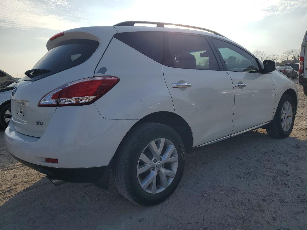 2014 NISSAN MURANO S photo 3