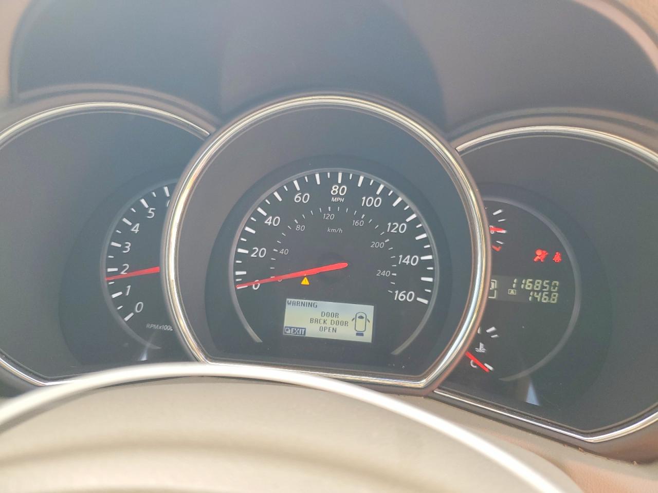 2014 NISSAN MURANO S photo 9