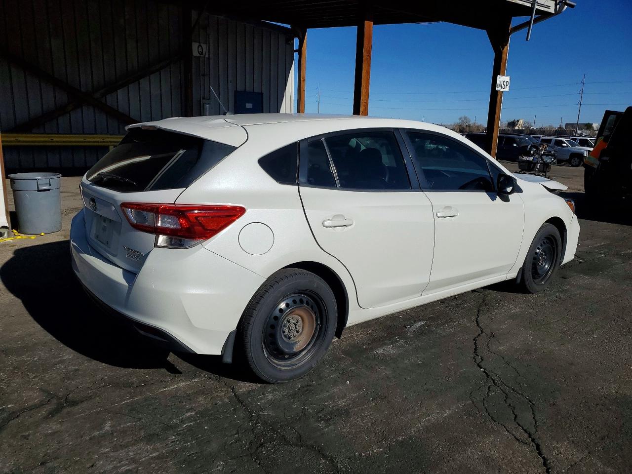 2017 SUBARU IMPREZA photo 3