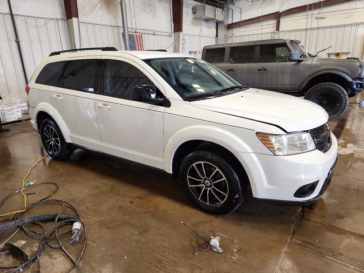 2018 DODGE JOURNEY SXT photo 4