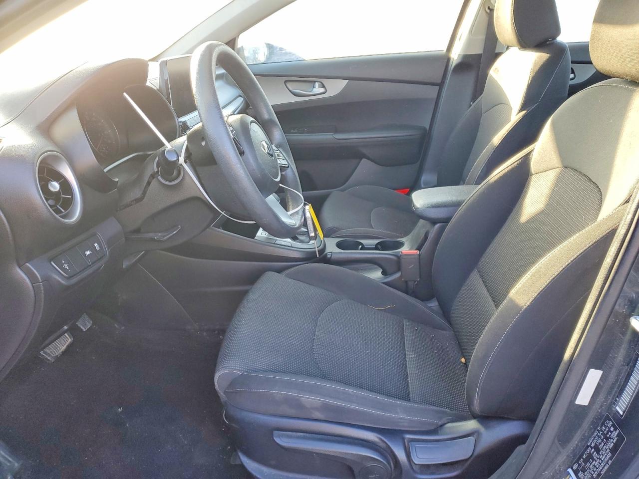 2019 KIA FORTE FE photo 19