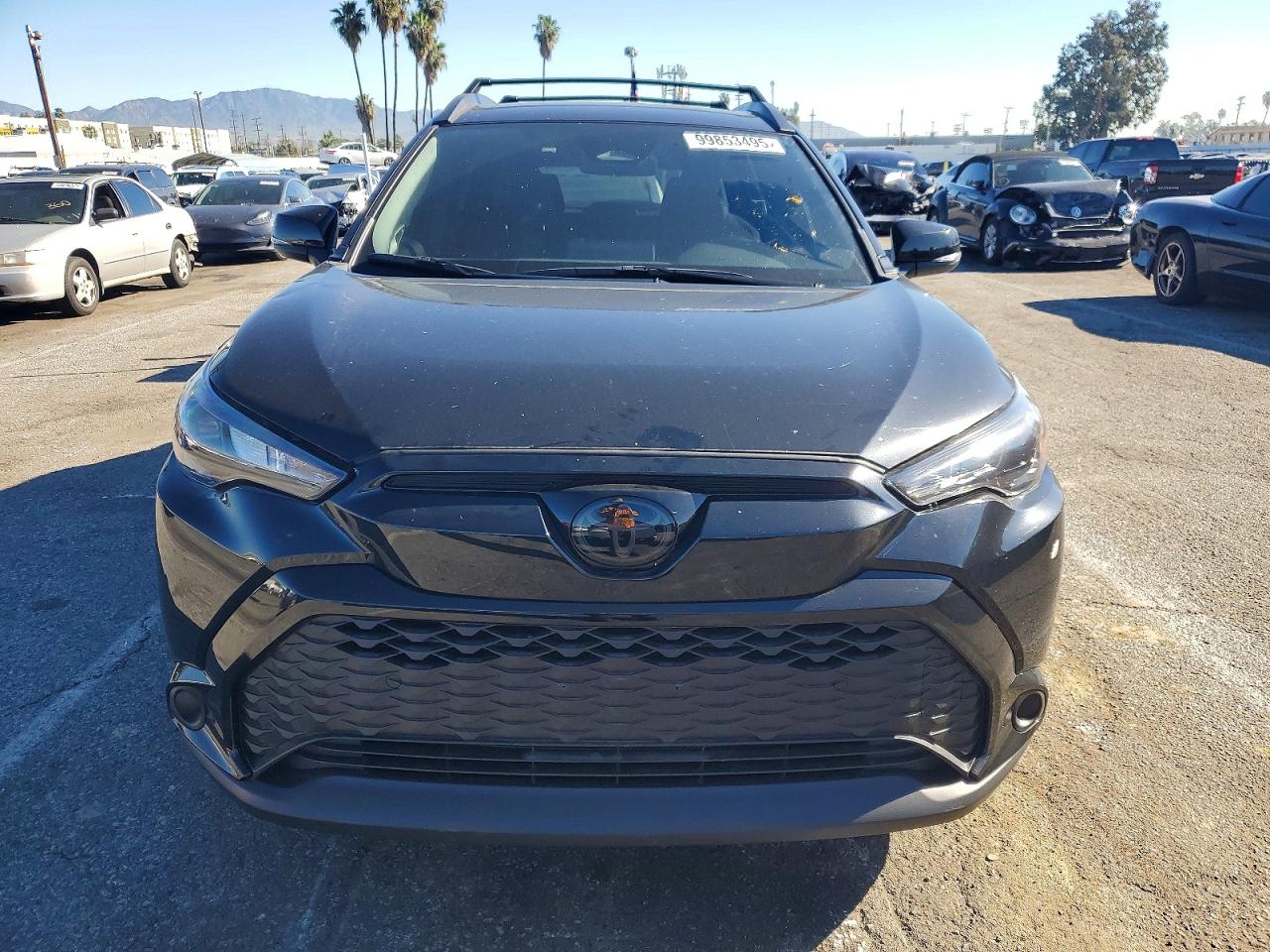 2025 TOYOTA COROLLA CROSS photo 5