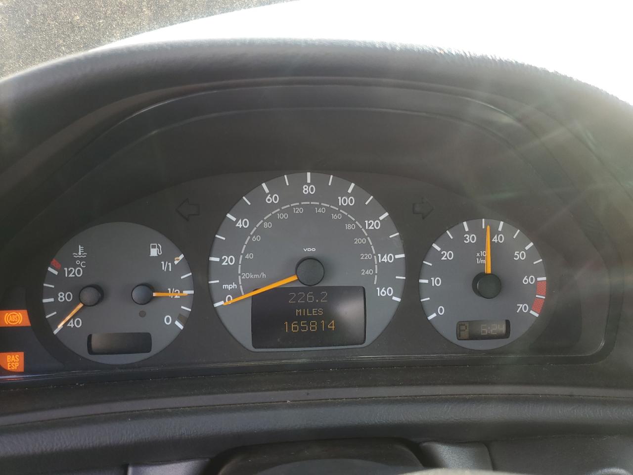 2001 MERCEDES-BENZ CLK 430 photo 9