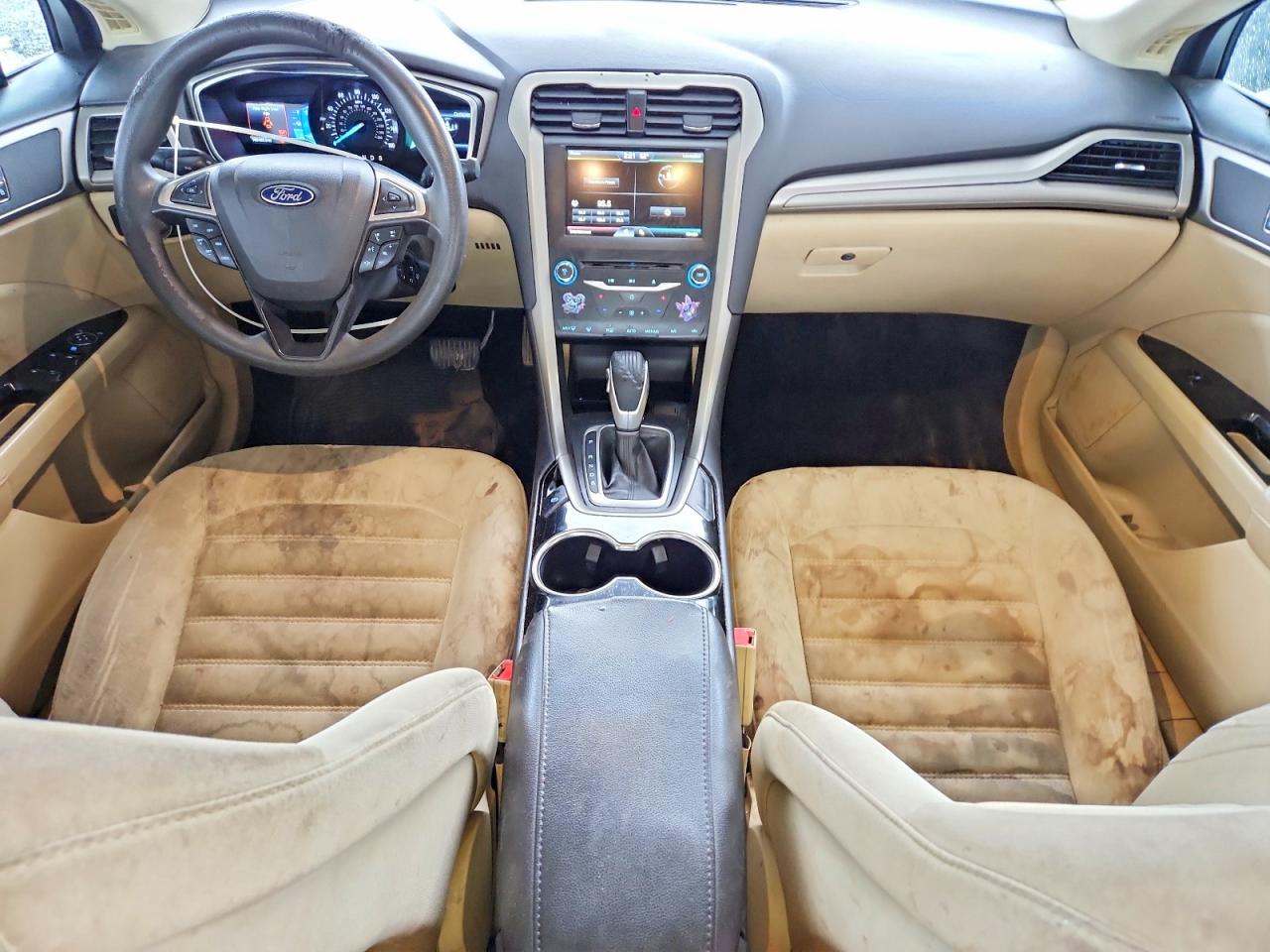 2014 FORD FUSION SE photo 8