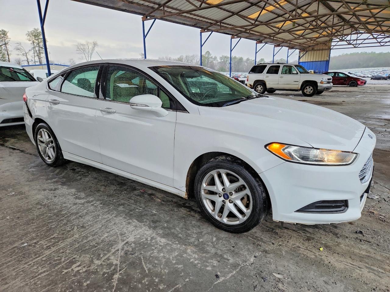 2014 FORD FUSION SE photo 4
