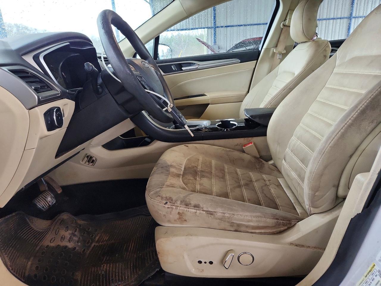 2014 FORD FUSION SE photo 7