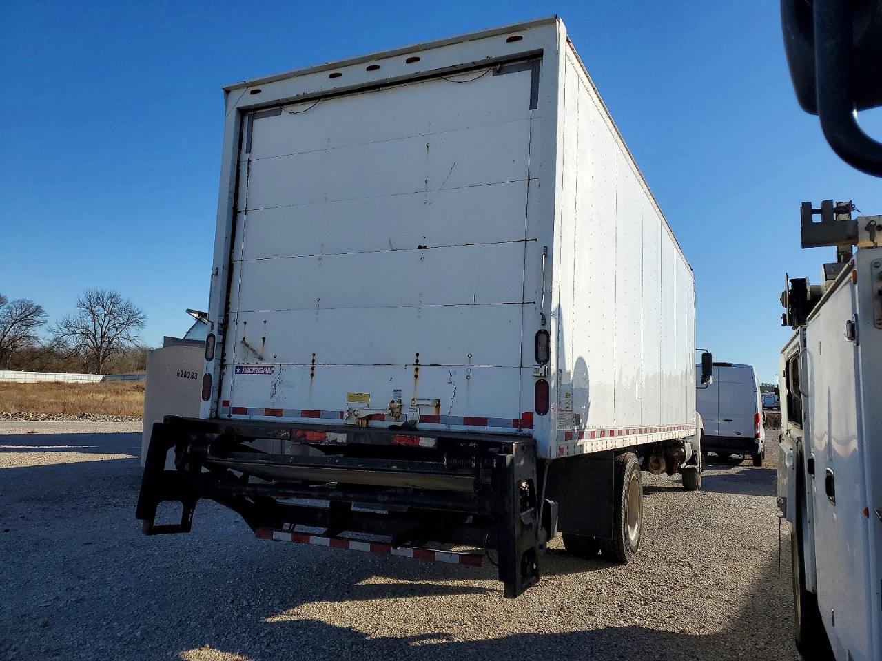 2016 HINO 258/268 BOX TRUCK photo 3