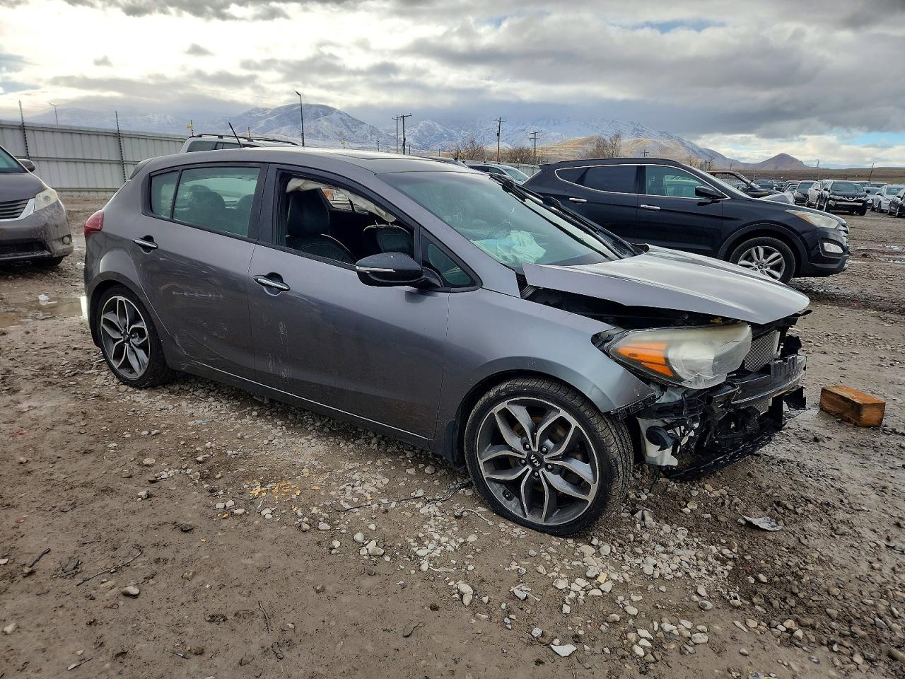 2015 KIA FORTE SX photo 4