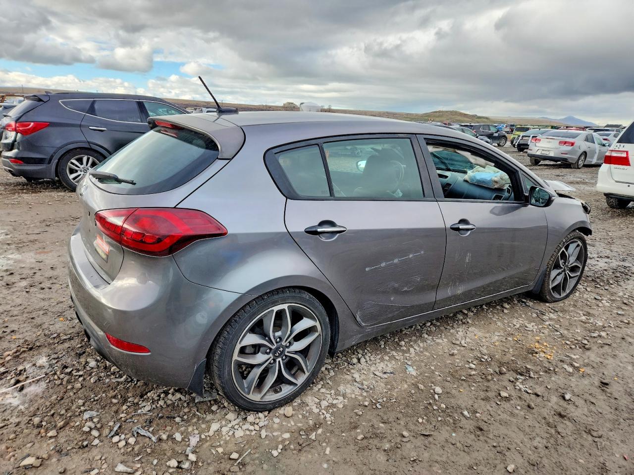 2015 KIA FORTE SX photo 3