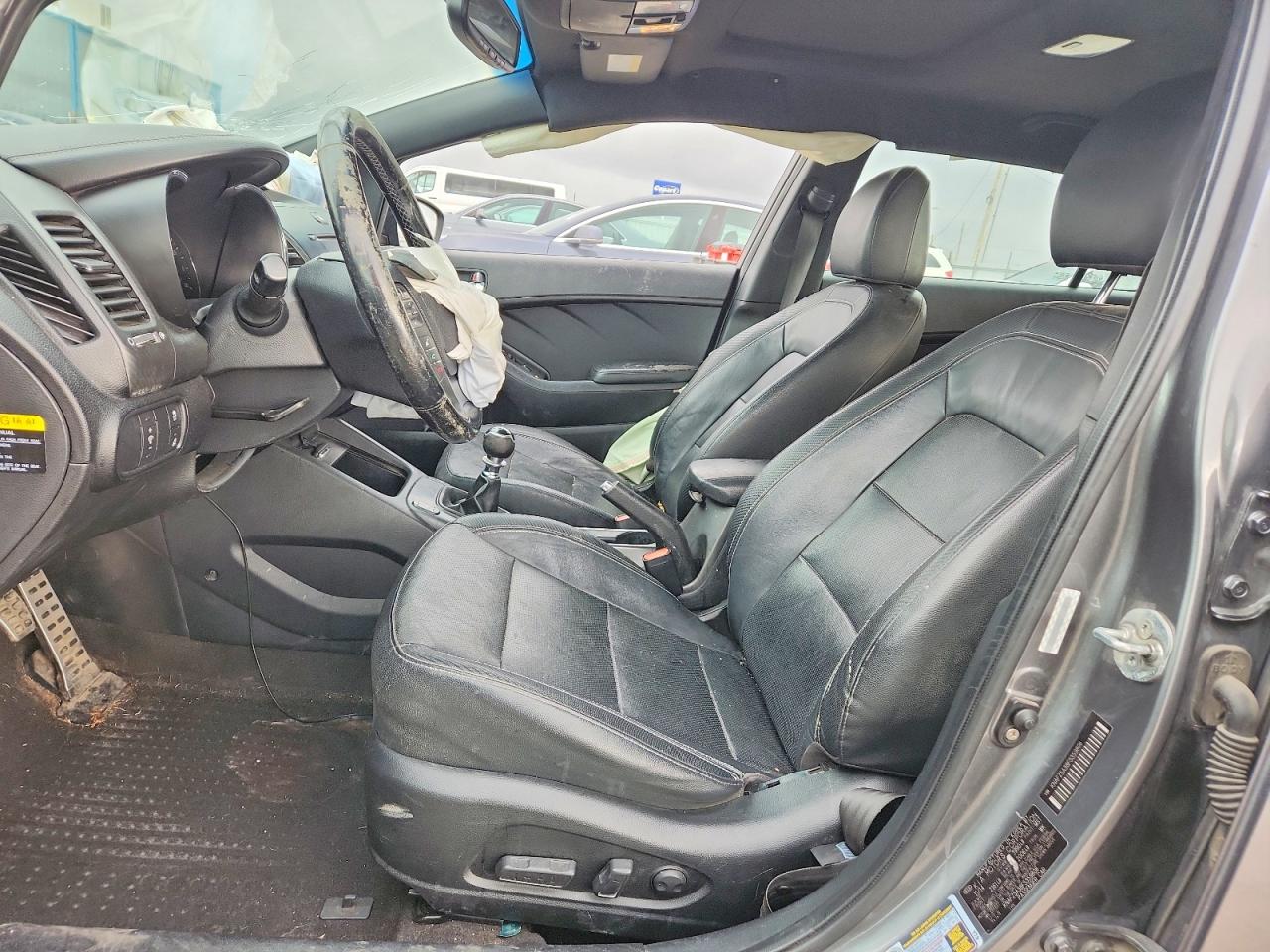 2015 KIA FORTE SX photo 7