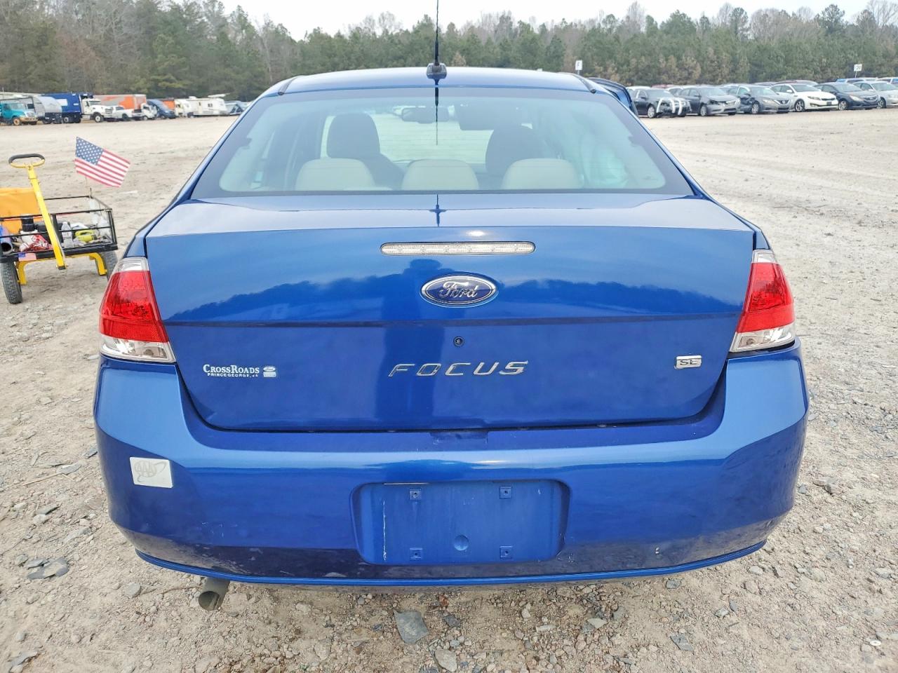 2009 FORD FOCUS SE photo 6