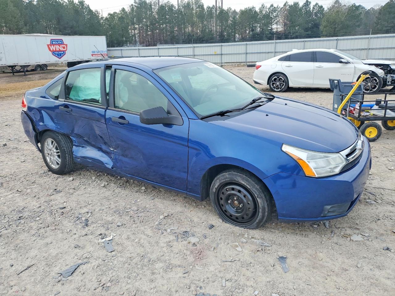 2009 FORD FOCUS SE photo 4