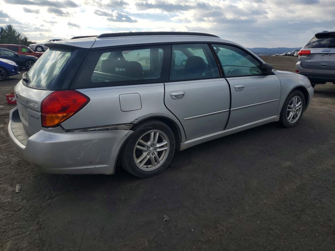 2005 SUBARU LEGACY 2.5I photo 3