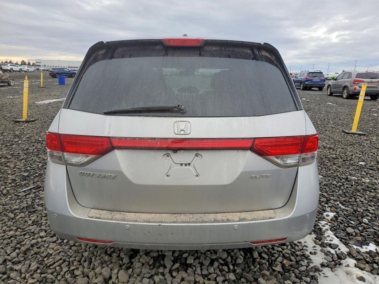 2014 HONDA ODYSSEY TOURING photo 6