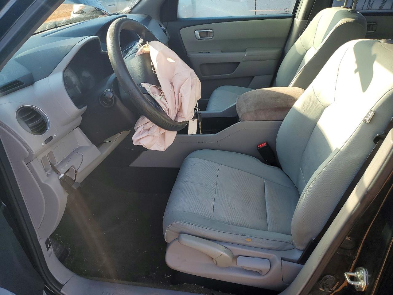 2015 HONDA PILOT LX photo 7