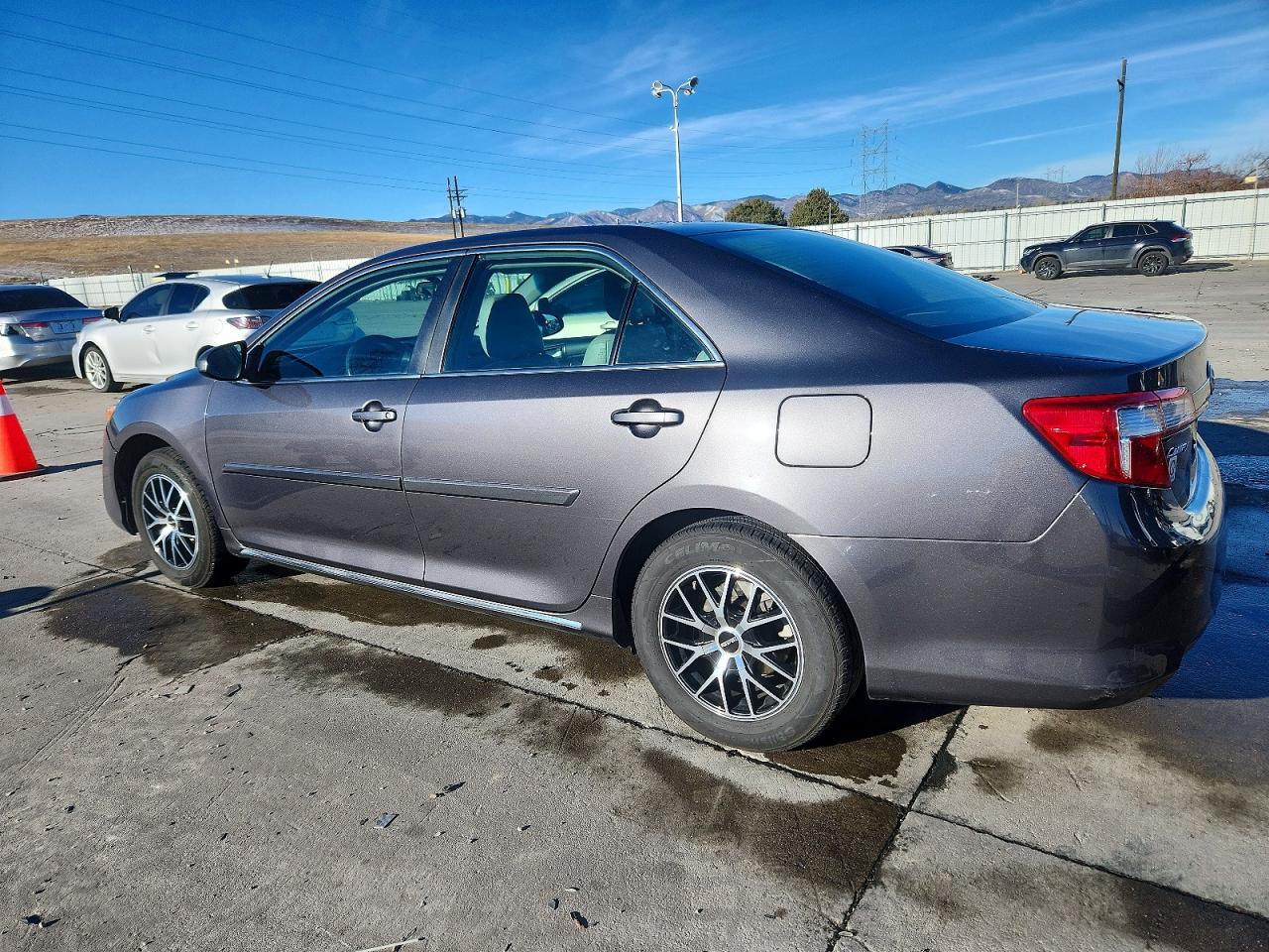 2014 TOYOTA CAMRY L photo 2